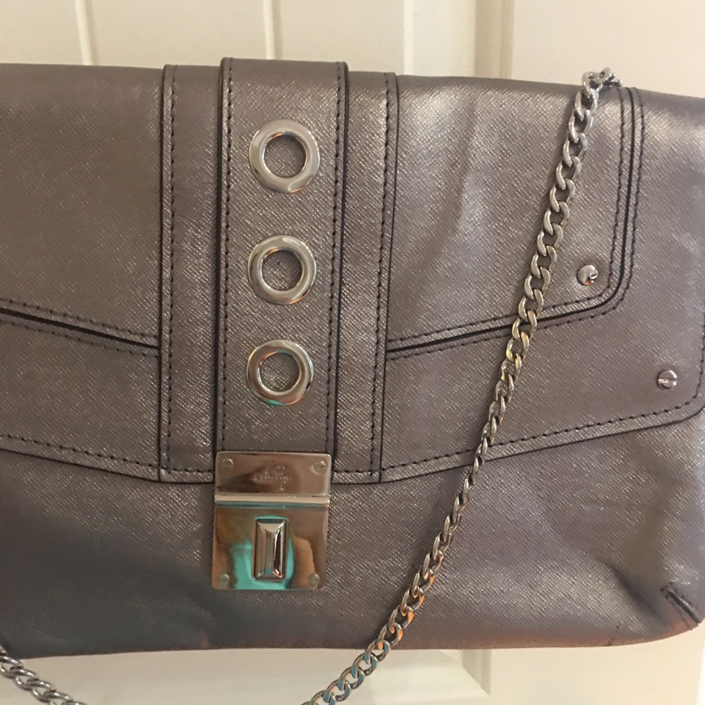 Milly metallic clutch/shoulder bag